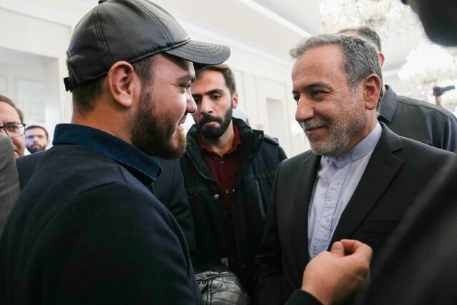 تاکید عراقچی بر استفاده هدفمند از هوش مصنوعی در حوزه دیپلماسی