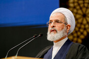 شهید طهرانچی علم و مدیریت را با روحیه انقلابی درآمیخته بود