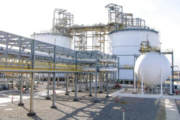 راه‌اندازی بزرگ‌ترین «باتری هوای فوق‌سرد» جهان در چین