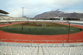 برگزاری جشنواره‌ها و به‌ویژه مسابقات سوارکاری در این مجموعه، موجب تخریب کامل زمین چمن و خروج آن از استانداردهای حرفه‌ای شده است .
