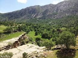 آثار تاریخی تنگه رازیانه؛ از غارنشینی تا قرون اولیه اسلامی