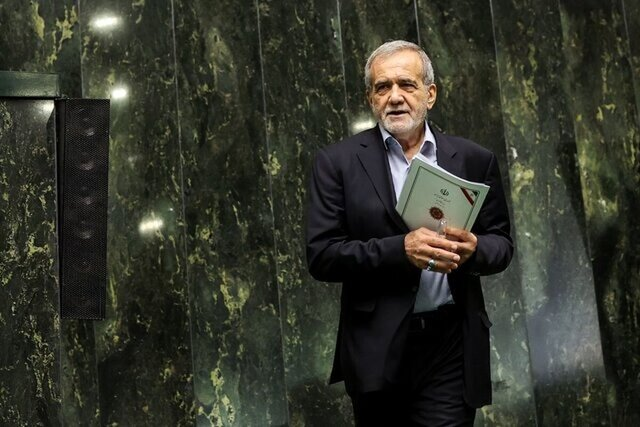 خلاصه اخبار ۹دی مجلس؛ تاکید بر پاسخ مسئولانه به اعتراض‌ها/نامه پزشکیان برای اصلاح بودجه