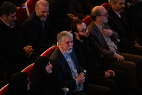 سیدعباس صالحی، وزیر فرهنگ و ارشاد اسلامی و زینب سلیمان در اجرای سمفونی «ایران مرد»