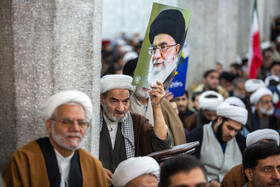 اجتماع مردم قم در یوم الله 9 دی - مدرسه فیضیه