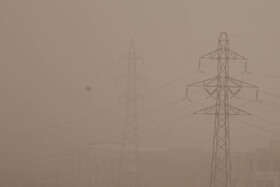 هجوم ریزگردها به آسمان یزد