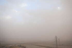 هجوم ریزگردها به آسمان یزد