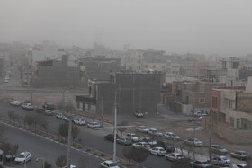 هجوم ریزگردها به آسمان یزد