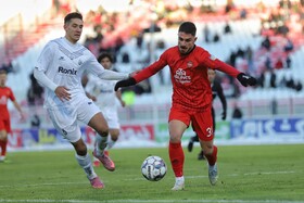 دیدار معوقه هفته هفتم لیگ برتر فوتبال؛ تراکتور - ملوان بندرانزلی