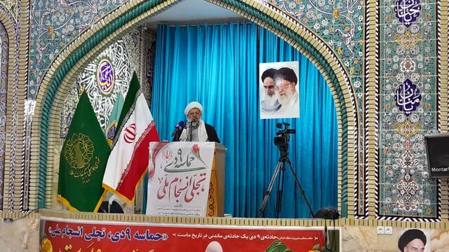 ملت ایران همچنان با اقتدار در مسیر حمایت از انقلاب اسلامی گام برمی‌دارد