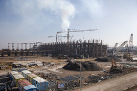 واحدهای تقطیـر، واحدهای تولیـد گاز مایـع، واحدهای کاهش گرانروی، واحد‌های تبدیـل کاتالیـستی، واحد تولیـد هیـدروژن، واحدهای آیزوماکس، مجتمع بنزین سازی، واحد حلال‌های ویژه، واحد آب و برق و بخار، واحدهای آمین، بازیابی گوگرد و…
شرکت پالایش نفت اصفهان که در منطقه‌ای با مساحت کل ۳۴۰ هکتار و دارا بودن فضای سبز به مساحت ۱۱۴/۵ هکتار، در شمال غربی اصفهان واقع ‌شده است.