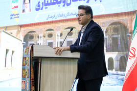 نشست فرهیختگان و فعالان فرهنگی استان چهارمحال و بختیاری با رئیس جمهور