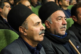 نشست فرهیختگان و فعالان فرهنگی استان چهارمحال و بختیاری با رئیس جمهور