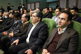 نشست فرهیختگان و فعالان فرهنگی استان چهارمحال و بختیاری با رئیس جمهور