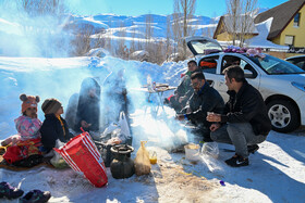 تفریحات زمستانه در دامنه رشته کوه زاگرس - شیراز