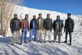 گردشگران اهل «چابهار» در پیست اسکی پولاد کف