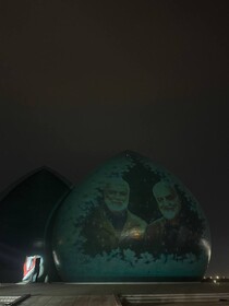 مزیّن شدن «یادمان شهید» در بغداد به تصاویر شهیدان سلیمانی و ابومهدی