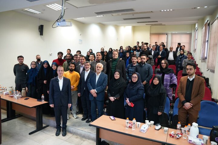 همایش «شبکه‌سازی حرفه‌ای و خلق فرصت‌های تجاری» برگزار شد