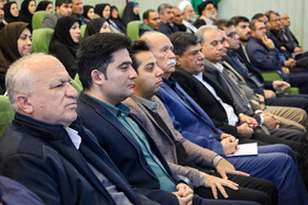 نشست فعالان سیاسی و اجتماعی استان چهارمحال و بختیاری با رئیس جمهور 