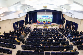 جلسه شورای توسعه و برنامه ریزی استان چهارمحال و بختیاری با حضور رئیس جمهور