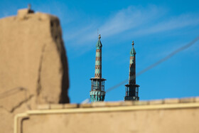 در روزهای گذشته شعاع دید در شهر یزد در روزهای طوفانی به زیر دو هزار متر و در روز های آلوده شاخص آلایندگی هوا به مرز بسیار خطرناک رسید؛ اما آسمان یزد امروز پنجشنبه ۱۱ دی، طبق سامانه سنجش پایش هوا، در وضعیت پاک با شاخص ۲۲ قرار گرفت.