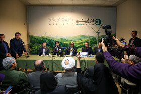 برگزاری میز خدمت در رویداد انرژینو با حضور غلامحسین مظفری، استاندار خراسان رضوی در هتل ثامن مشهد