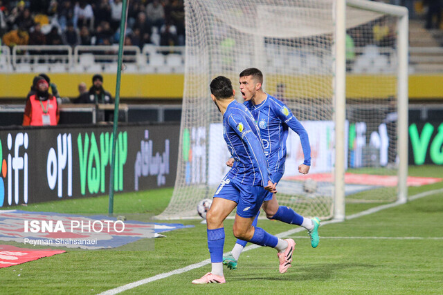 از نمایش استقلال مقابل سپاهان تعجب کردم