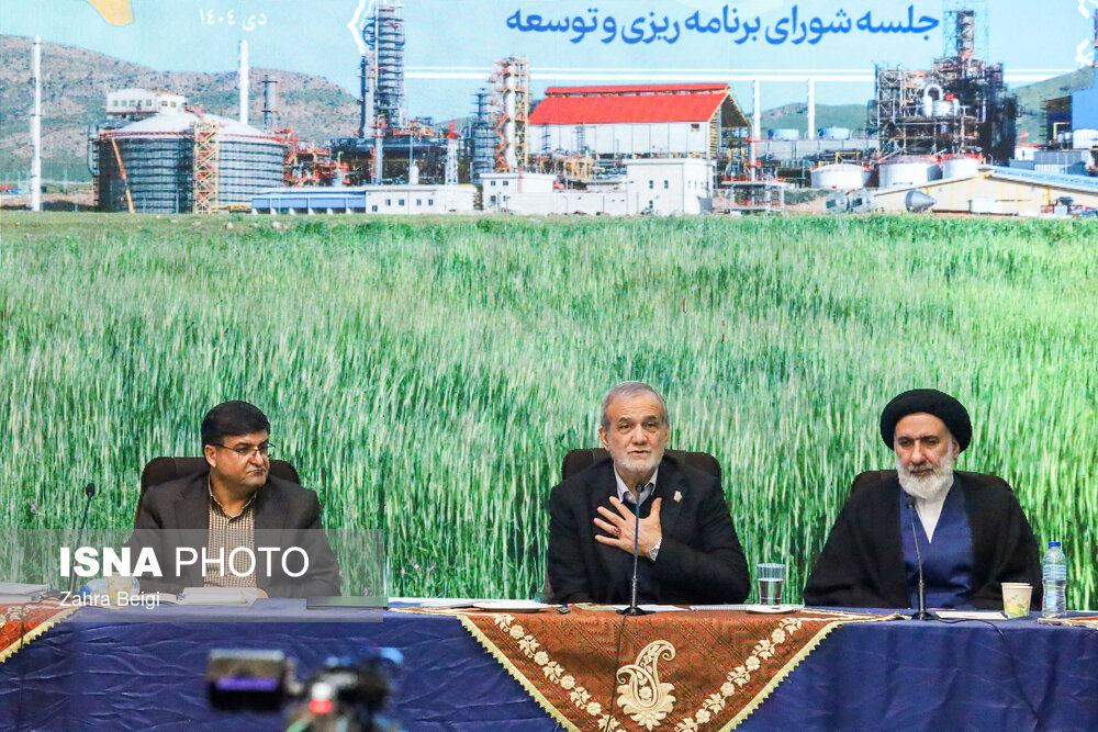 روز دوم سفر رئیس جمهور به استان چهارمحال و بختیاری