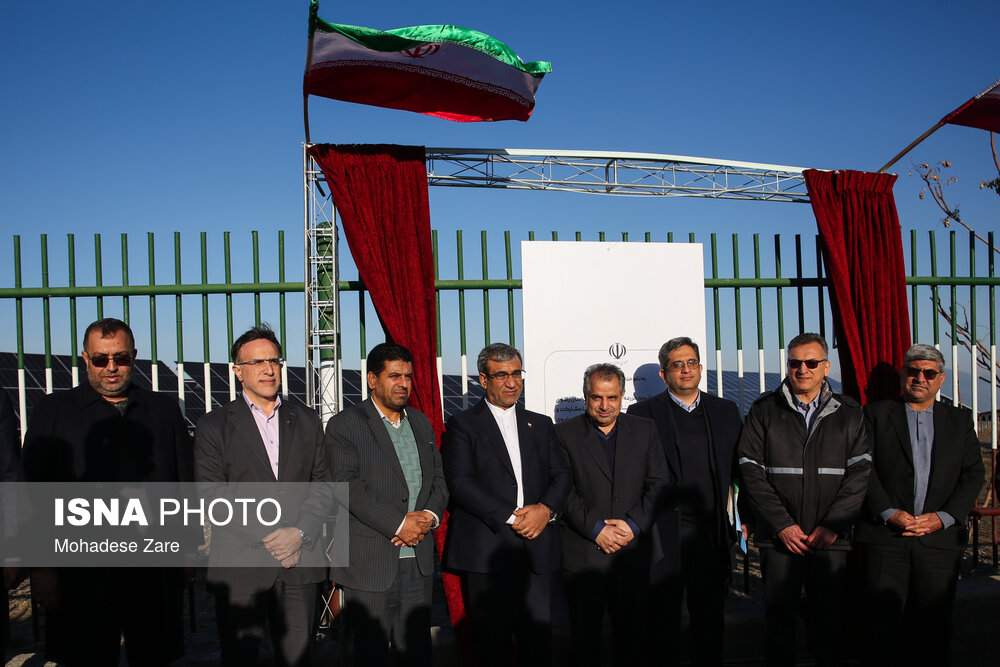افتتاح بزرگترین نیروگاه خورشیدی کشور