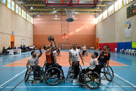 مسابقه تیم های "جانبازان فارس و تیم شهر مبل یزد" در لیگ بسکتبال با ویلچر کشور - شیراز