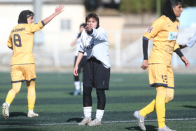 هفته سیزدهم لیگ برتر فوتبال بانوان؛ فرا ایساتیس کران - خاتون بم