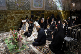 «عَقدِ بالاسر حضرت» سنتی مذهبی که همچنان در میان خانواده‌های مشهدی جریان دارد.
