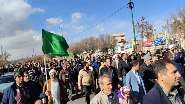 راهپیمایی مردم همدان در محکومیت هتک حرمت به قرآن و مقدسات