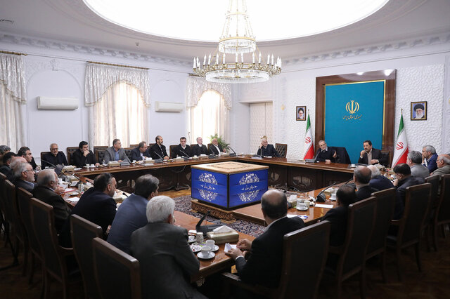 صدرالحسینی: ترامپ برای به‌خشونت ‌کشاندن اعتراضات وارد میدان شده‌ است