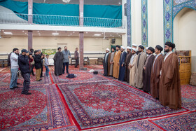 عکس یادگاری طلاب تازه معمم شده در روز میلاد امام علی(ع)