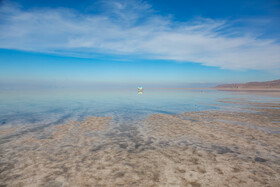 خشک شدن دریاچه ارومیه، تهدید زیست‌محیطی و افول گردشگری