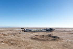 خشکشدن دریاچه، به افول صنعت گردشگری منطقه و از بین رفتن بخشی از کسبوکارهای وابسته انجامیده است.