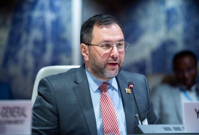 وزیر خارجه ونزوئلا: مادورو همچنان رئیس‌جمهور ماست