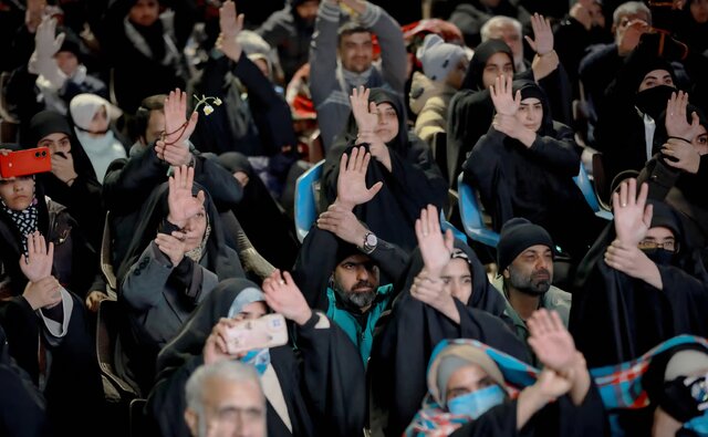 سه روز همدلی؛ قدم‌هایی از دل تا گلزار شهدای کرمان