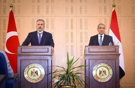تاکید وزیران خارجه مصر و ترکیه بر اهمیت آرامش اوضاع در یمن