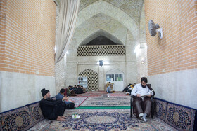 مراسم معنوی اعتکاف در مسجد جامع قم