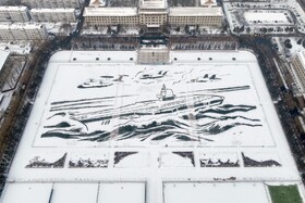 خلق تصویر برفی ناوهواپیمابر «فوجیان» با مشارکت ۱۲۰۰ دانشجوی چینی