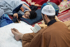 مراسم معنوی اعتکاف طلاب غیر ایرانی در مسجد امام حسن عسکری(ع) قم