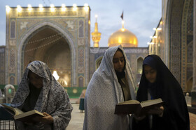 مراسم معنوی اعتکاف بانوان در صحن گوهرشاد - مشهد