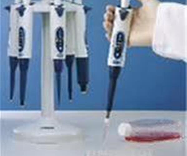 ژرمیناتور هوشمند ایرانی؛ پایش آنلاین شرایط رشد و آزمون‌های دارویی بدون وابستگی خارجی