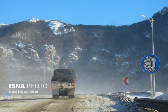 بازگشایی تمامی راه‌های روستایی بخش مرکزی آستارا پس از بارش برف