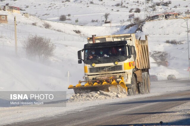 بازگشایی تمامی راههای روستایی بخش مرکزی آستارا پس از بارش برف