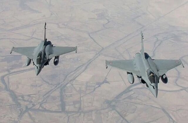 حمله مشترک انگلیس و فرانسه به یک انبار سلاح منتسب به داعش در سوریه