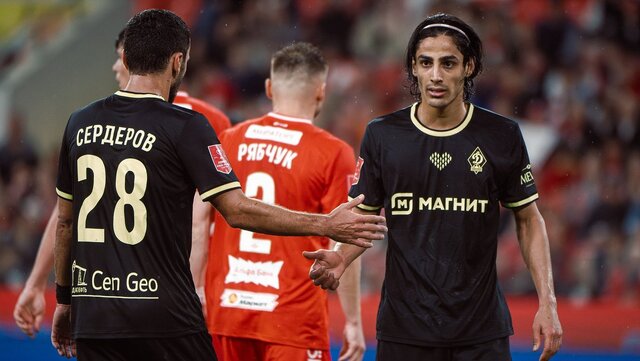 حسین‌نژاد: لالیگا برای من مناسب است/ به جز فوتبال، تنیس و ادبیات را دوست دارم