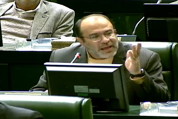 طغیانی: بودجه بیش برآوردی ندارد