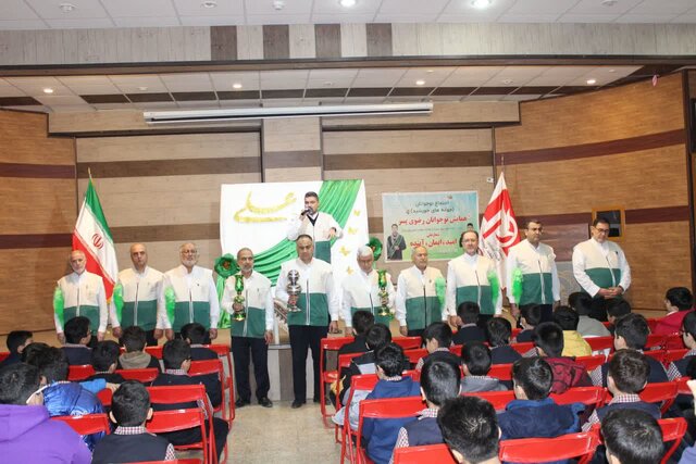 اجتماع بزرگ نوجوانان سمنانی در «جوانه‌های خورشید»